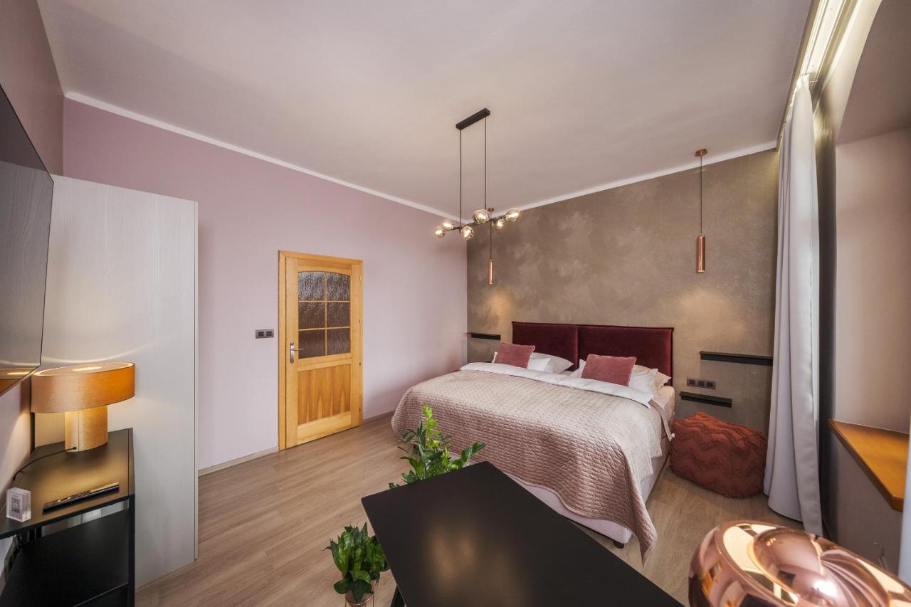 Penzion Martina**** Lanškroun Buitenkant foto